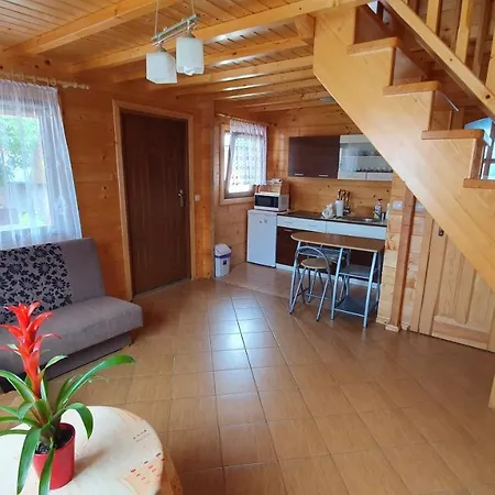 Niezapominajki-Domki I Pokoje Nad Brzegiem Jeziora Villa Gizycko Exterior photo